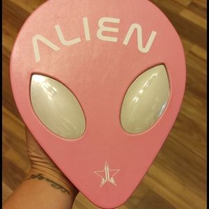 JSC Alien Eyeshadow Palette *SANITIZED*